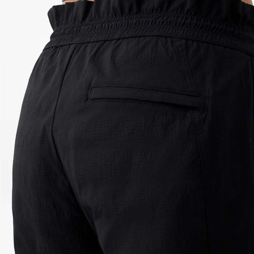 NWT Athleta Trekkie Parachute Black pants - Picture 6 of 7